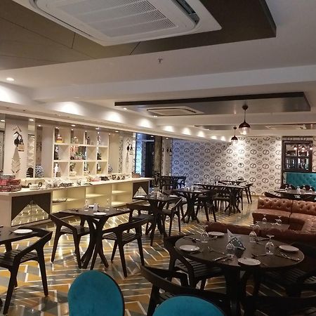 Hotel Basant Vihar Palace Bikaner Ngoại thất bức ảnh